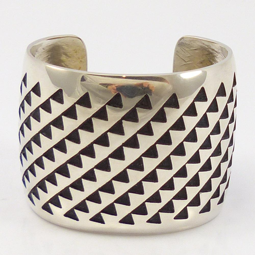 Trickling Water Cuff by Anderson Koinva - Garland's