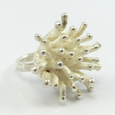 Sea Anemone Ring by Melanie and Michael Lente - Garland's