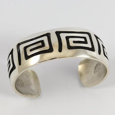 Water Ripple Cuff by Anderson Koinva - Garland's