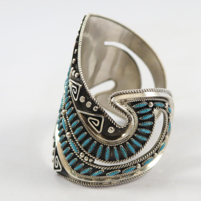 "Carol" Bracelet with Turquoise by Billy Betoney - Garland&