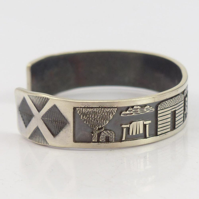 Storyteller Cuff by Roland Begay - Garland&