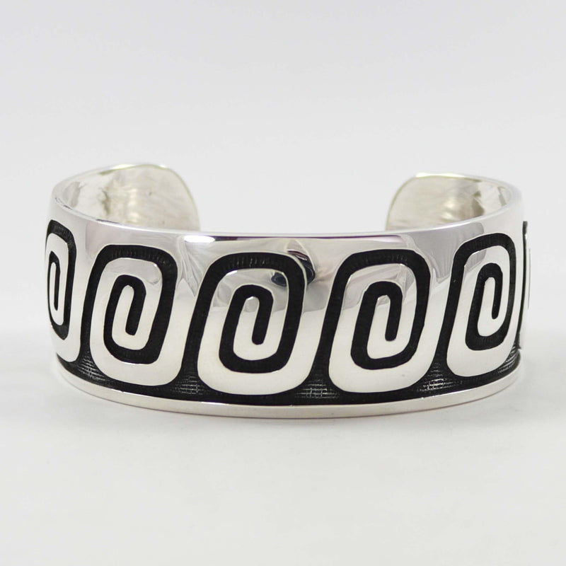 Water Wave Cuff by Anderson Koinva - Garland&