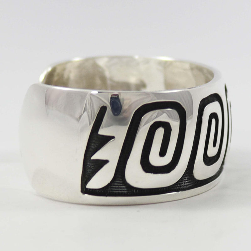 Water Wave Cuff by Anderson Koinva - Garland&