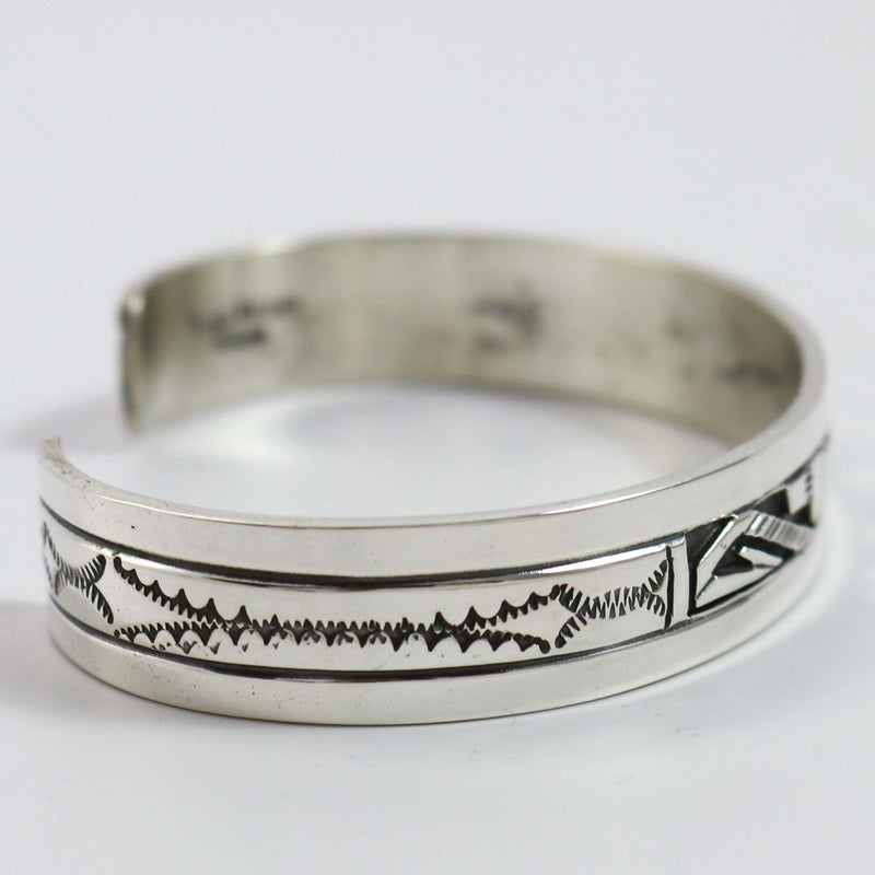 Overlay Cuff by Peter Nelson - Garland&