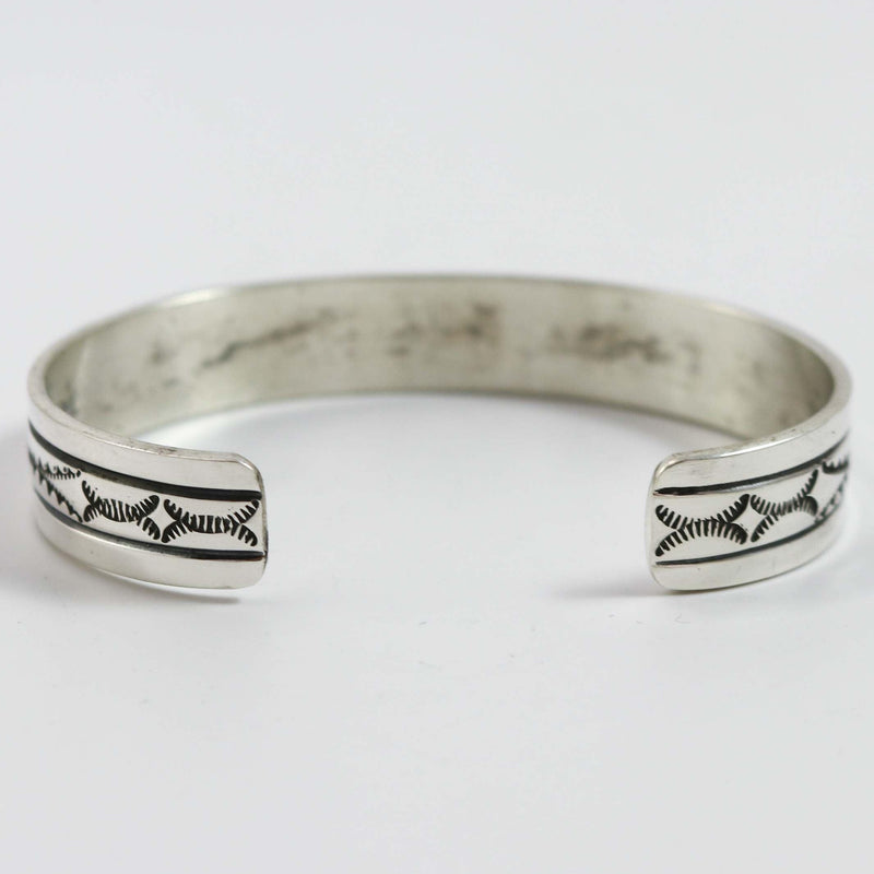 Overlay Cuff by Peter Nelson - Garland&