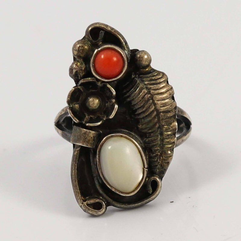 1970s Coral and Shell Ring by Marie Smith - Garland&