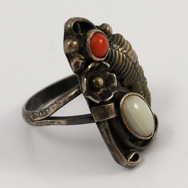 1970s Coral and Shell Ring by Marie Smith - Garland&