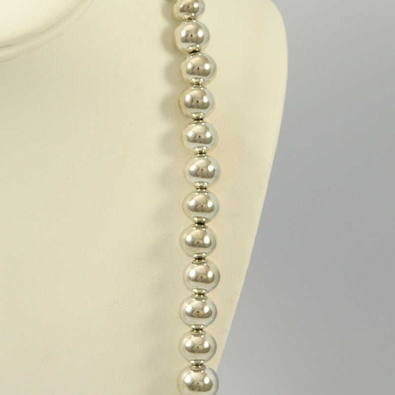Navajo Pearl Necklace by Danny Jackson - Garland&