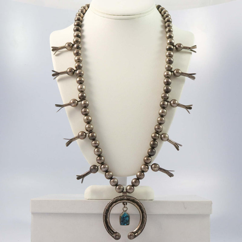 1950s Bisbee Turquoise Necklace by Vintage Collection - Garland&