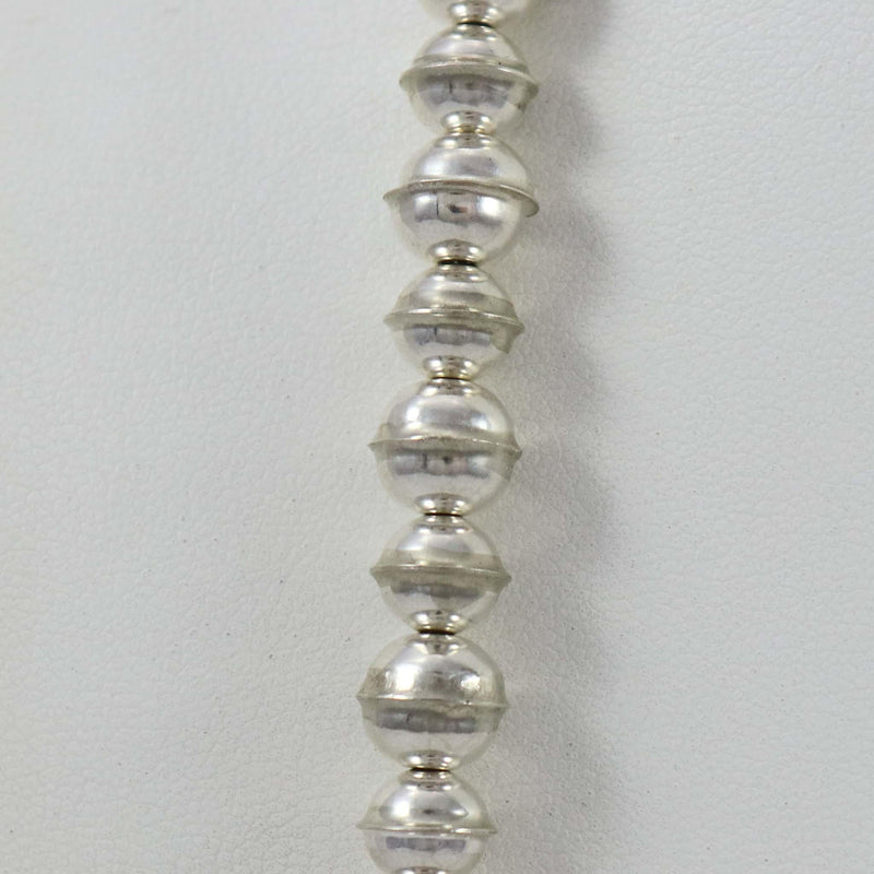 Navajo Pearl Necklace by Jaden Chischillie - Garland&