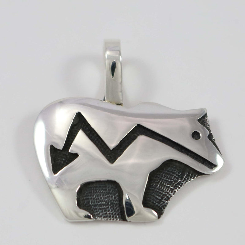 Bear with Heartline Pendant by Anderson Koinva - Garland&