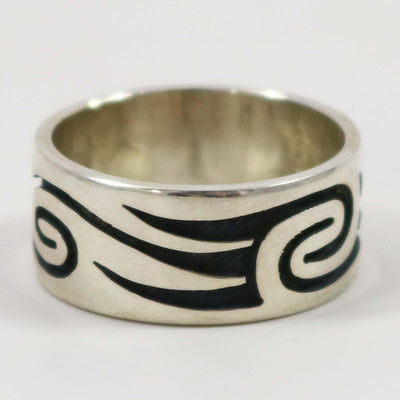 Friendship Ring by Ruben Saufkie - Garland's