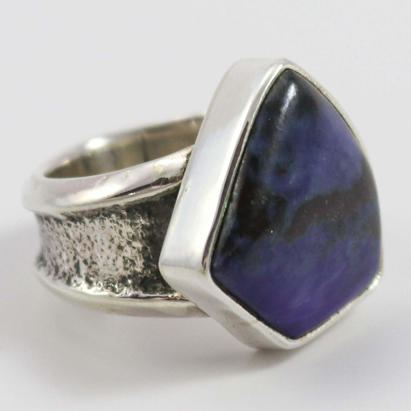 Sugilite Ring by Noah Pfeffer - Garland&