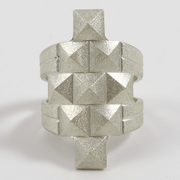 Pyramid Ring by Maria Samora - Garland's