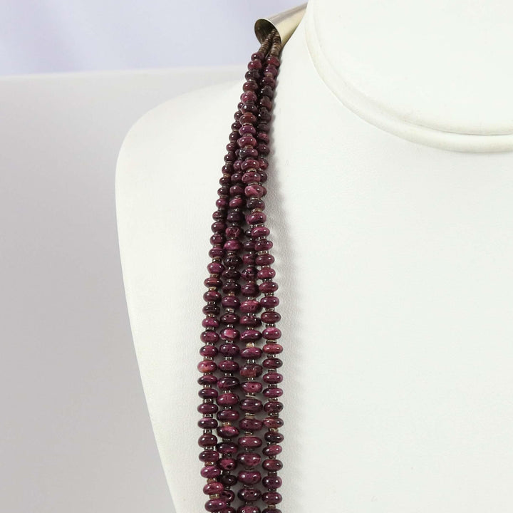 Spiny Oyster Shell Necklace by Kenneth Aguilar - Garland's