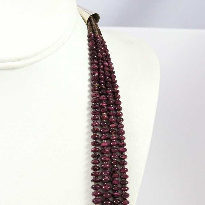 Spiny Oyster Shell Necklace by Kenneth Aguilar - Garland's