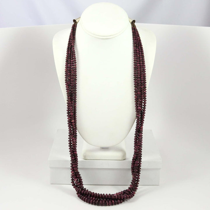 Spiny Oyster Shell Necklace by Kenneth Aguilar - Garland's
