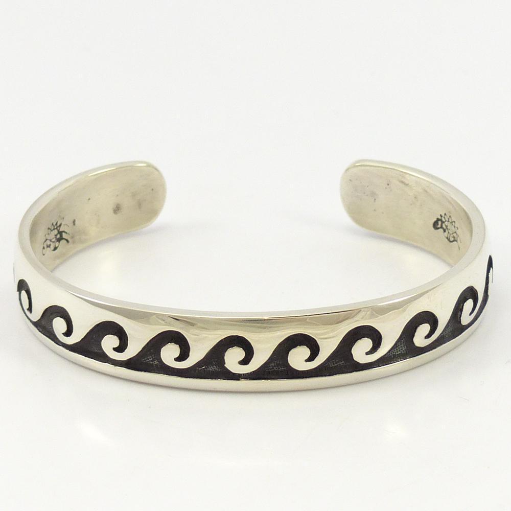 Water Wave Cuff by Anderson Koinva - Garland's